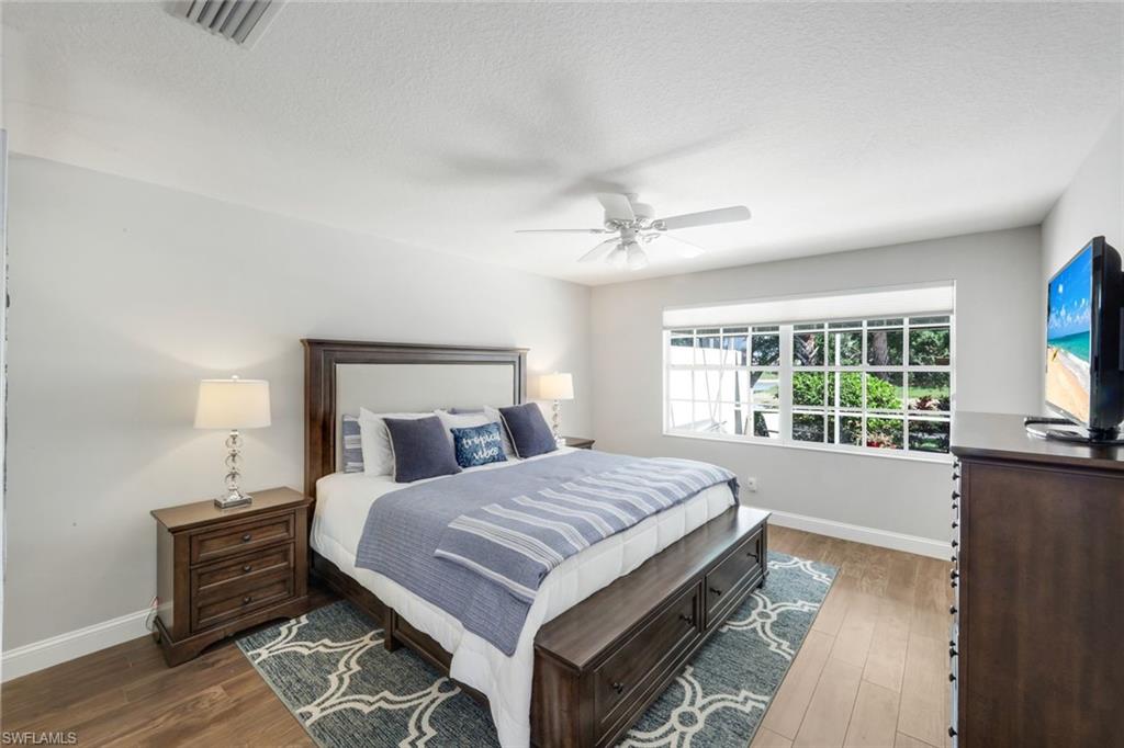 VILLAGE WALK - Residential