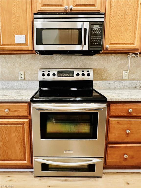 WIGGINS PASS WEST - Residential Lease