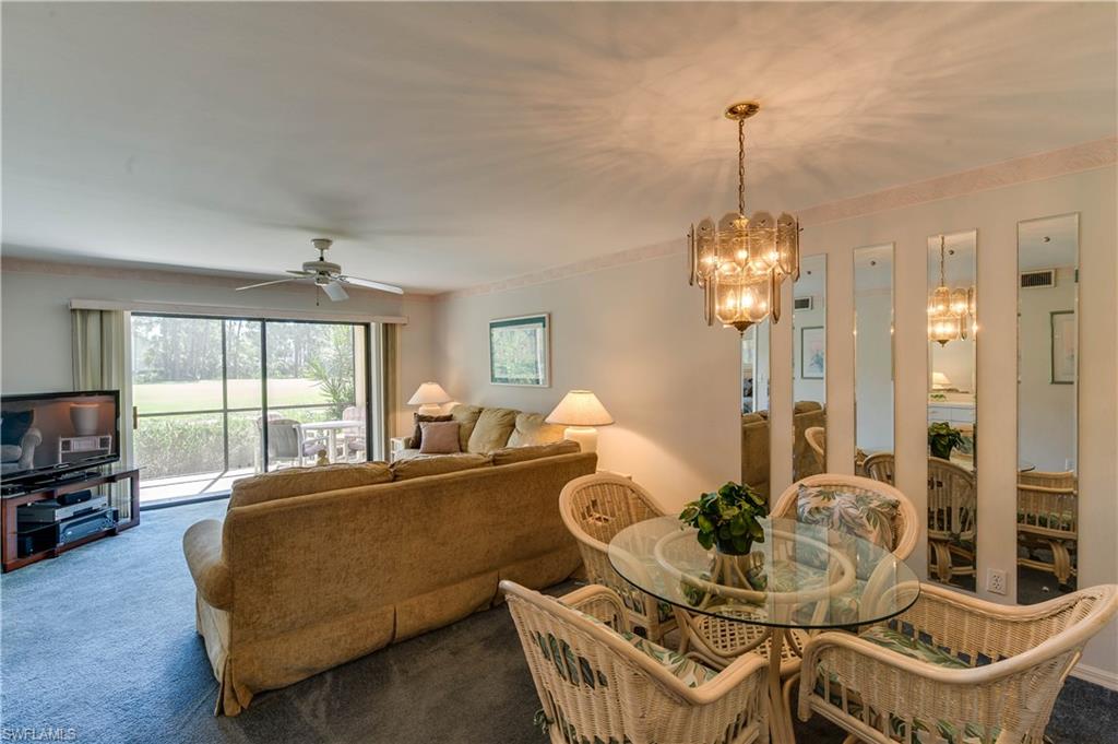 COUNTRY MANOR - Residential