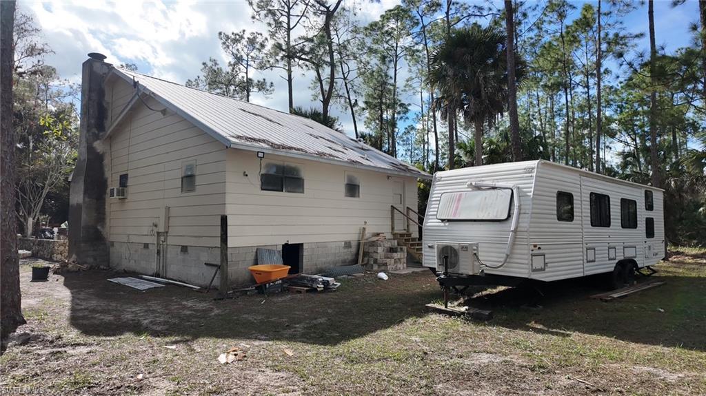 NAPLES 701 - Residential