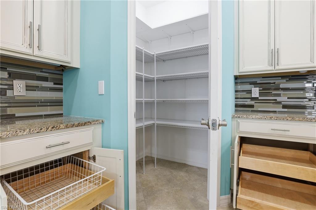 LINDSFORD - Residential