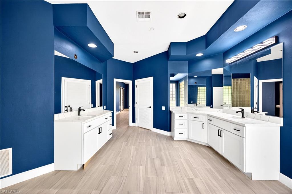 HENDRY CREEK - Residential