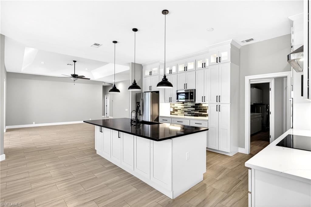 HENDRY CREEK - Residential