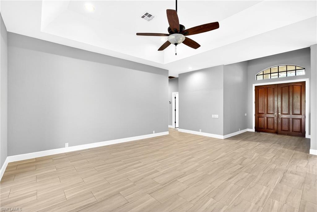 HENDRY CREEK - Residential