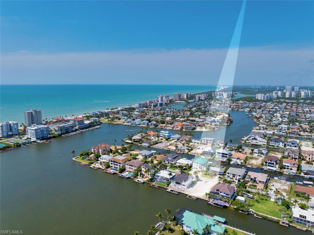 348 Lagoon AVE