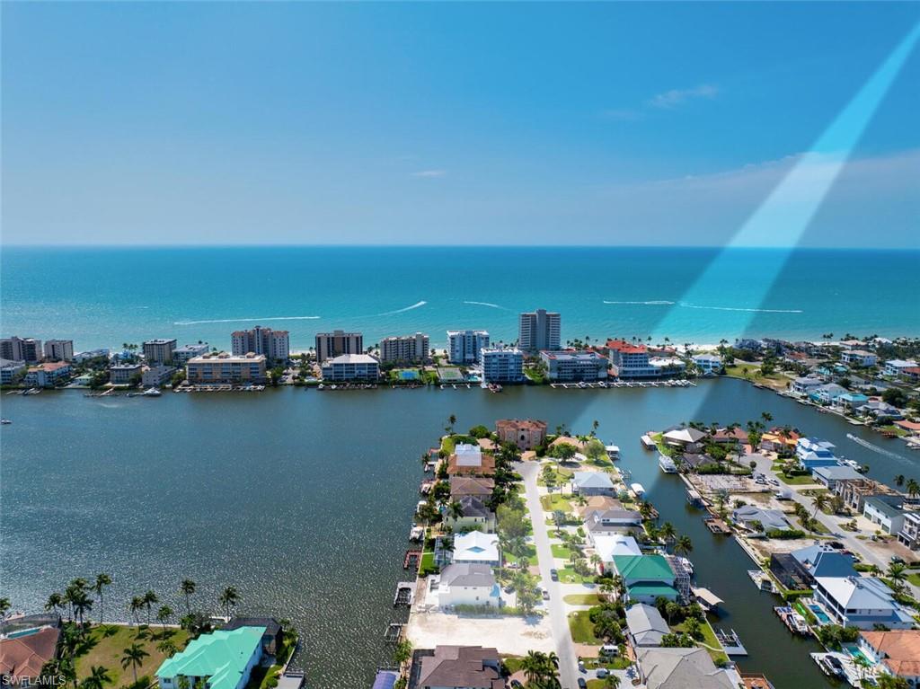348 Lagoon AVE