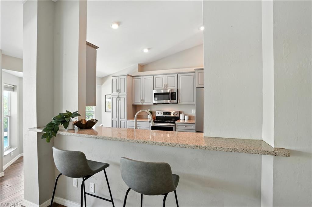 MARCO ISLAND - Residential