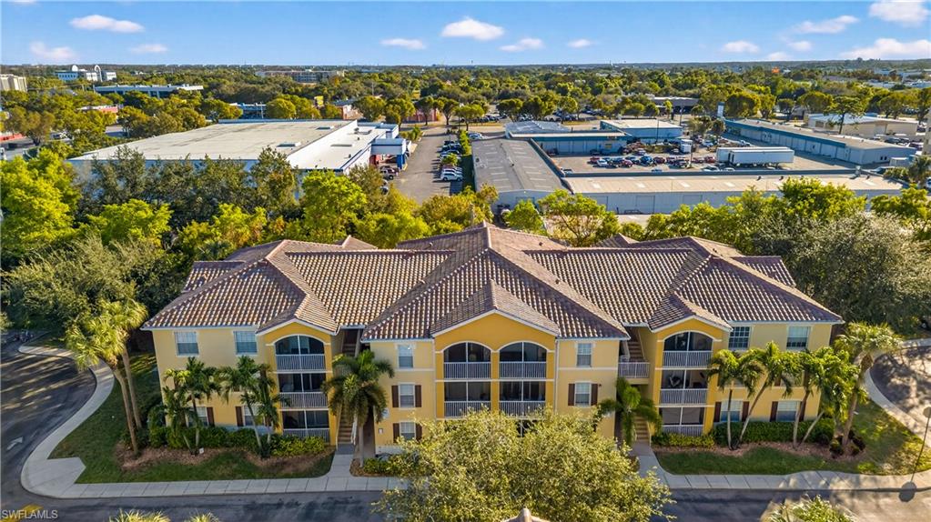 THE RESIDENCE - Residential