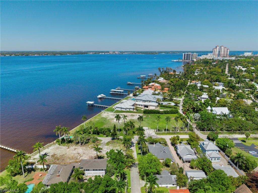 POINCIANA PARK - Residential