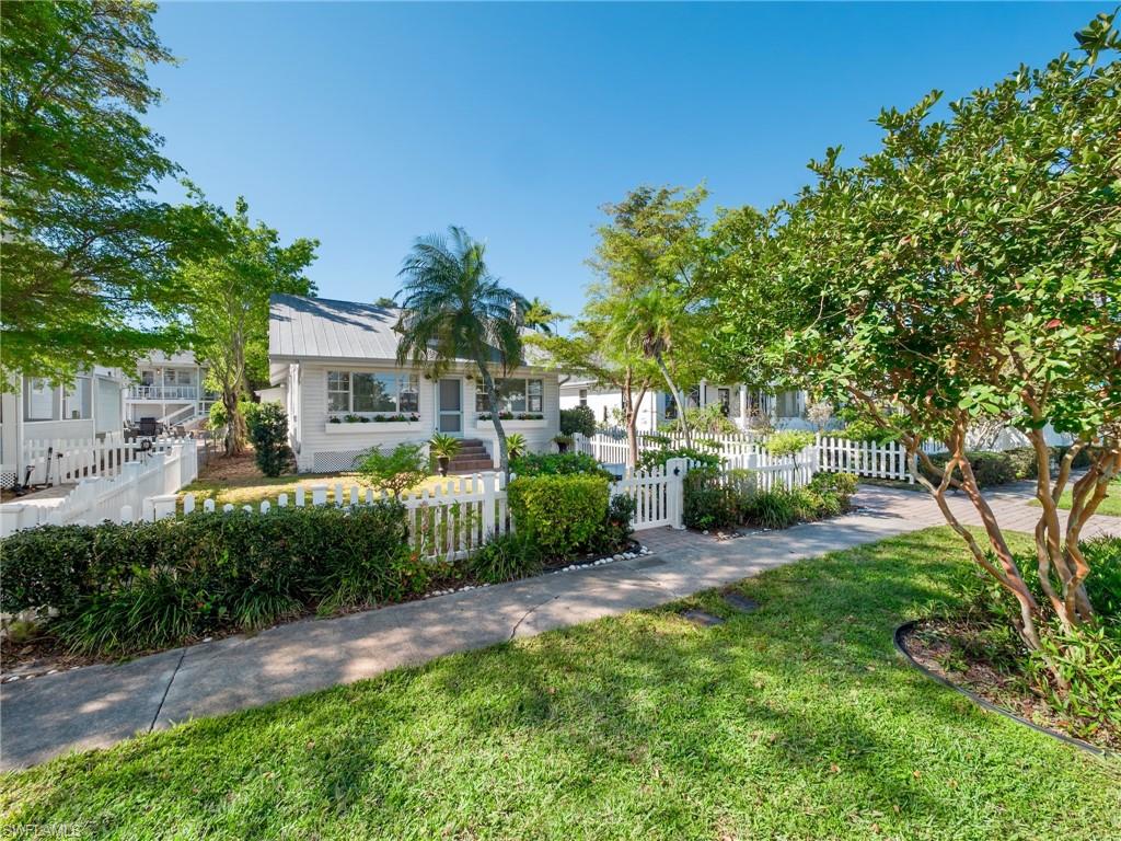 POINCIANA PARK - Residential