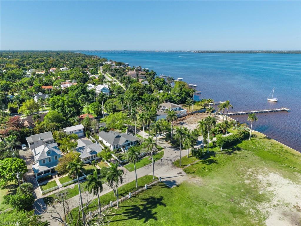 POINCIANA PARK - Residential