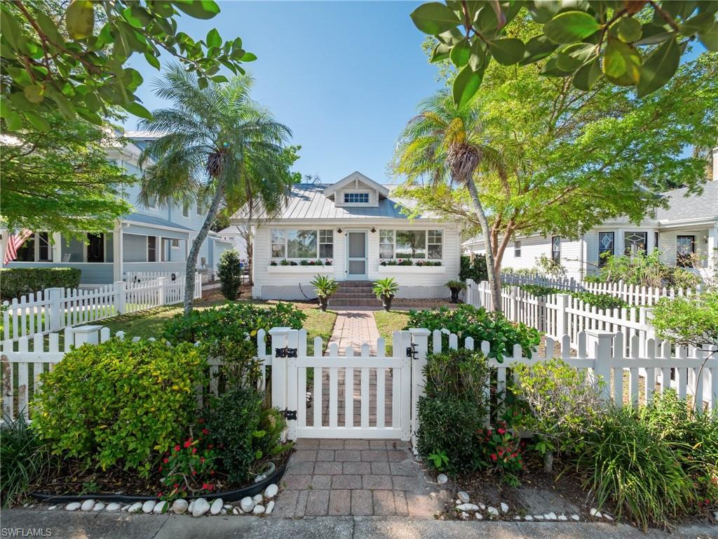 POINCIANA PARK - Residential