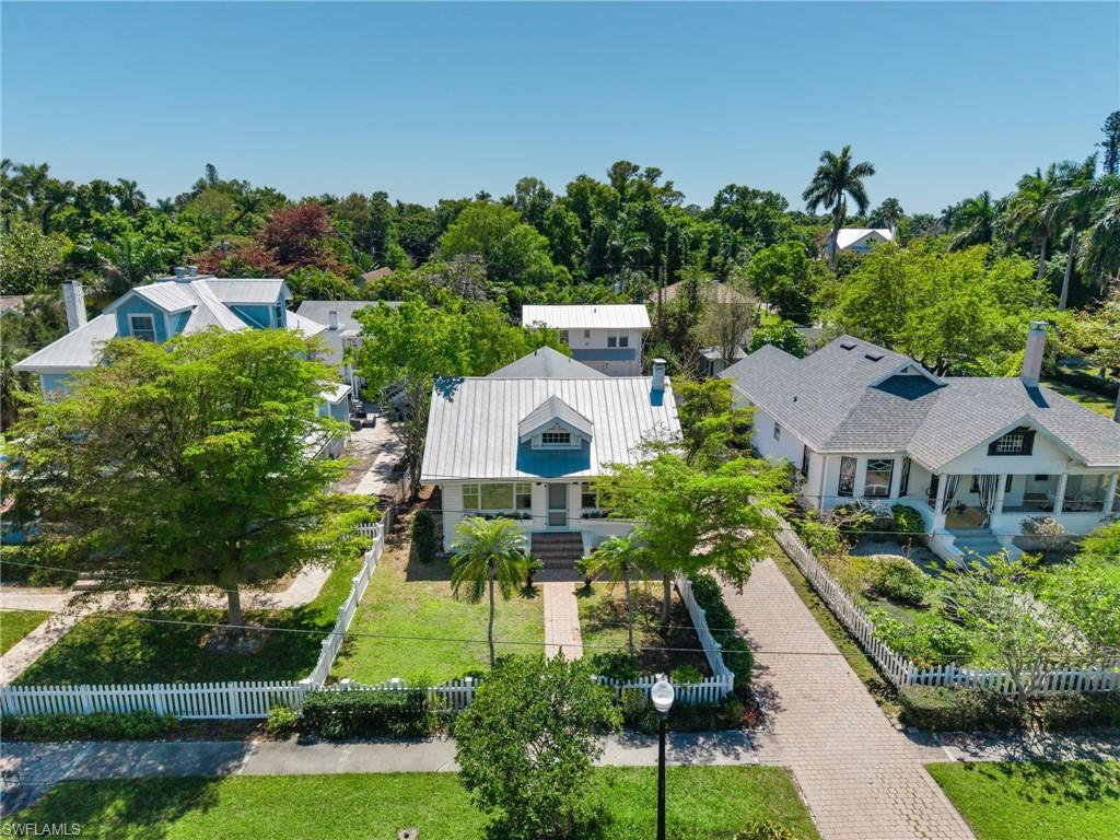 POINCIANA PARK - Residential