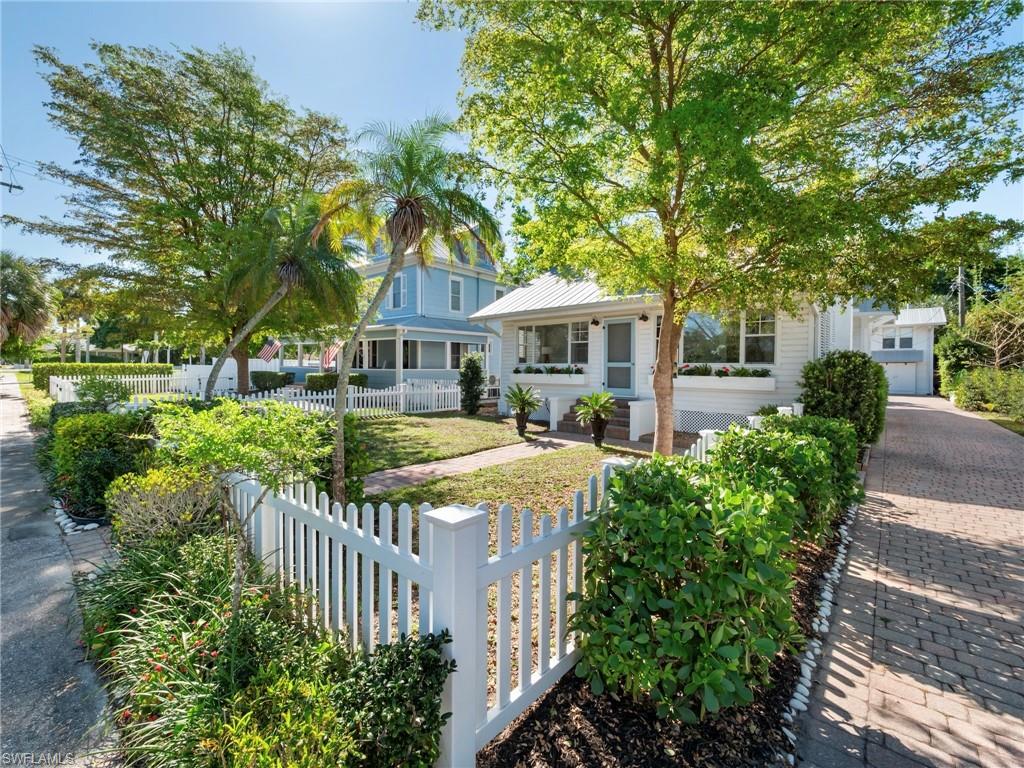 POINCIANA PARK - Residential