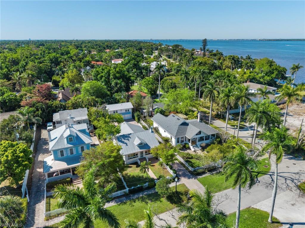 POINCIANA PARK - Residential