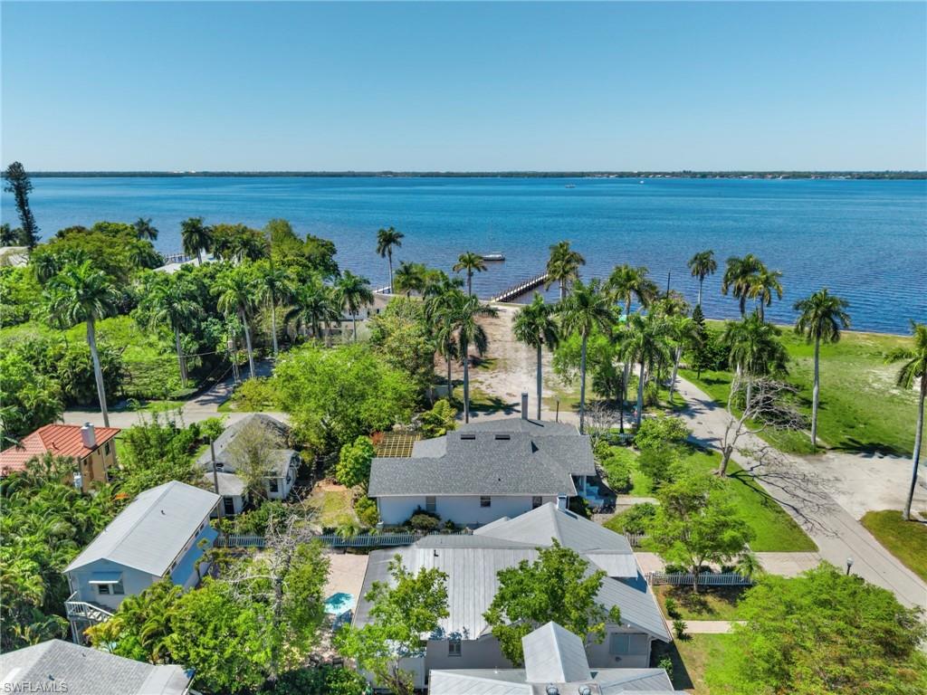 POINCIANA PARK - Residential