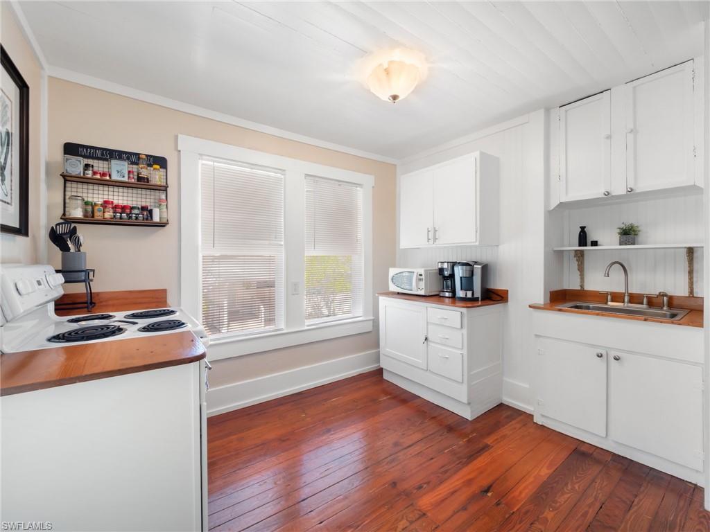 POINCIANA PARK - Residential