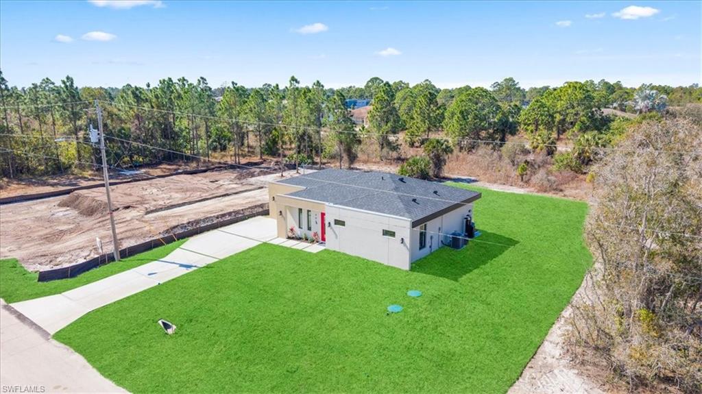 LEHIGH ACRES - Residential