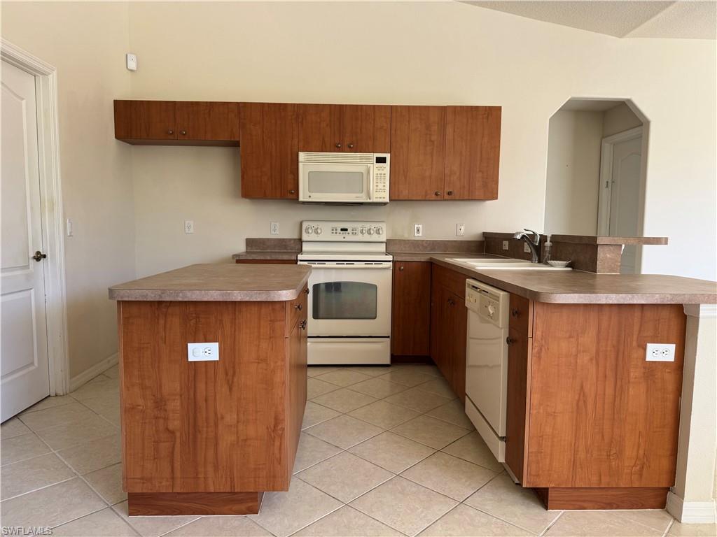 GULF COVE - Residential