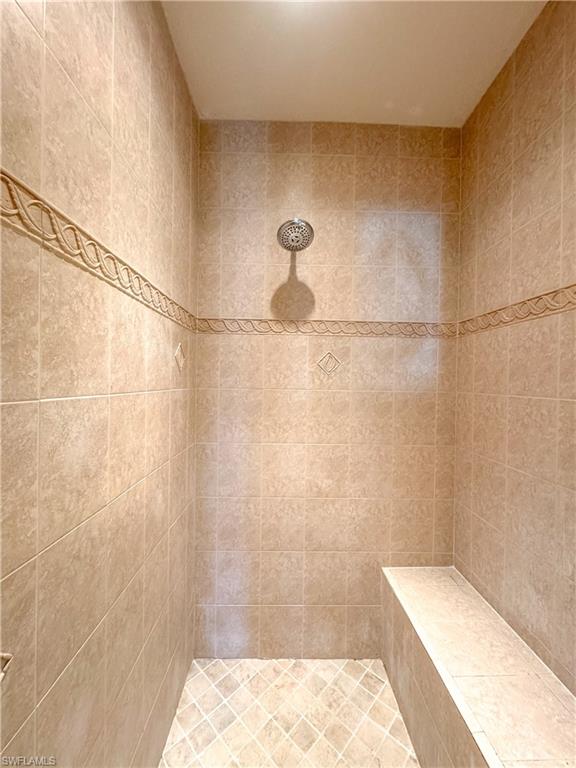 GULF COVE - Residential