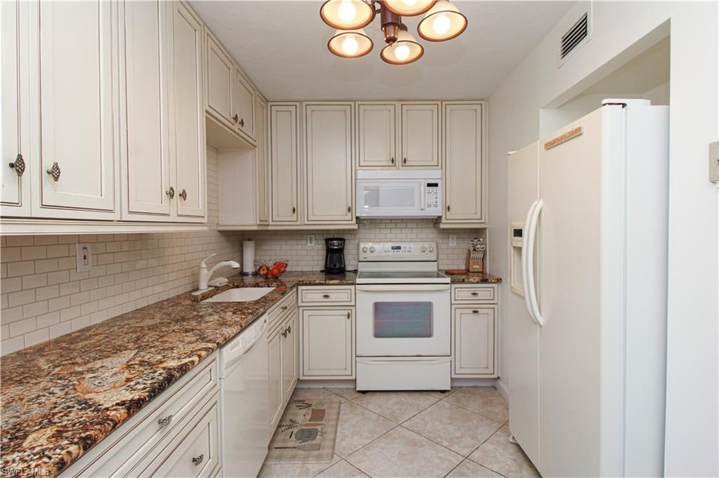 TROPIC SCHOONER APTS - Residential Lease