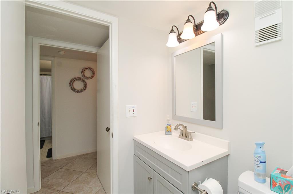 TROPIC SCHOONER APTS - Residential Lease