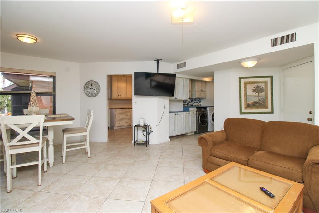 TROPIC SCHOONER APTS - Residential Lease