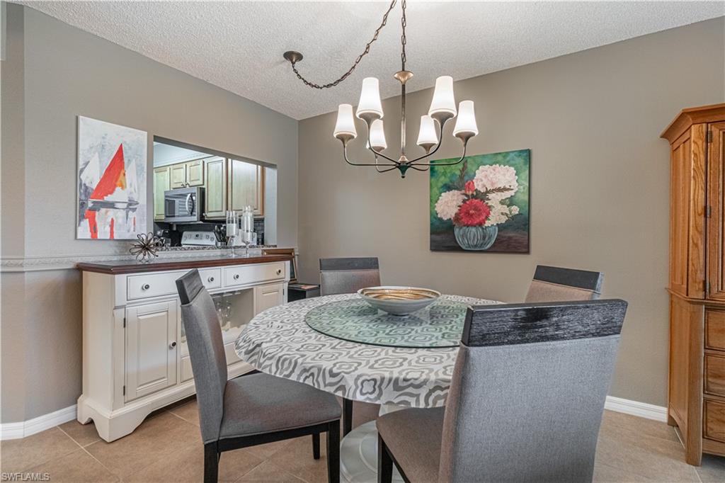 SEVEN LAKES - Residential