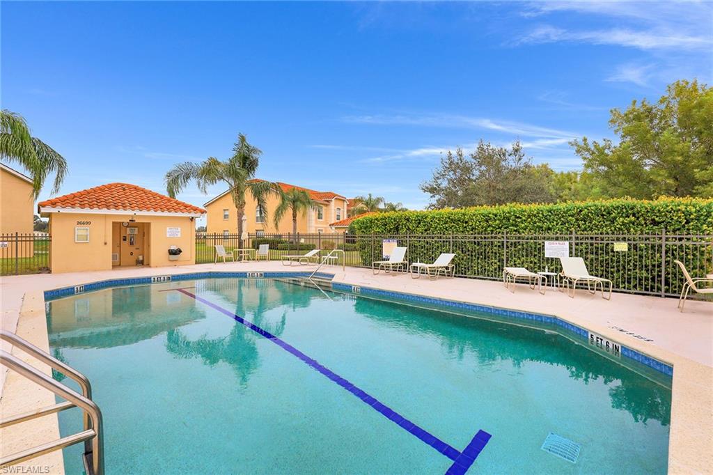 GARDENS AT BERMUDA LINKS - Residential