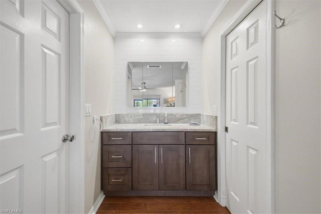 CRESCENT LAKE ESTATES - Residential Lease