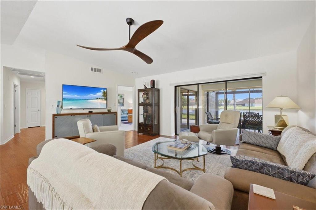 CRESCENT LAKE ESTATES - Residential Lease