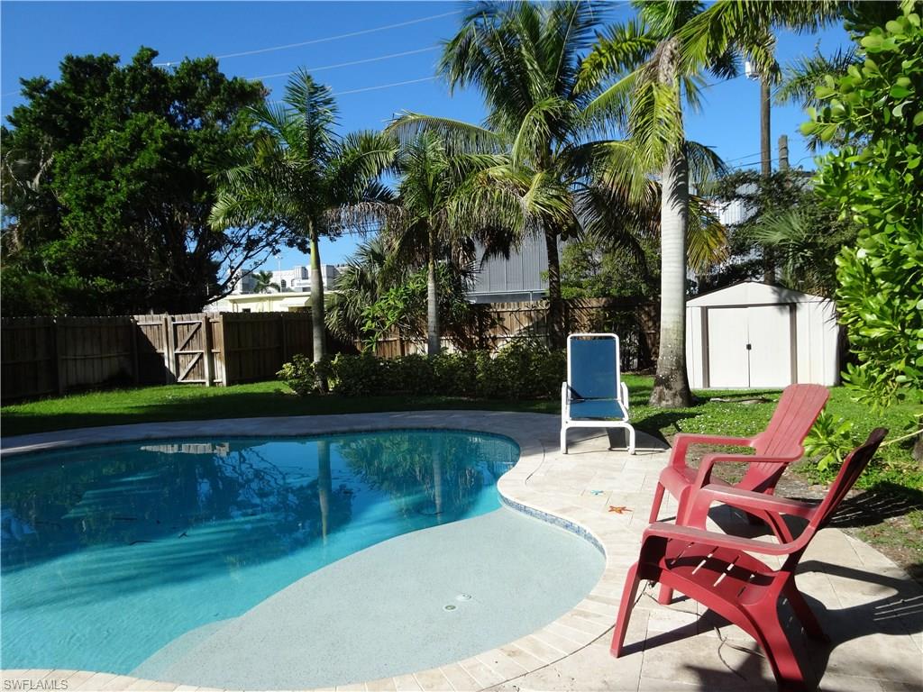 LAKE PARK - Residential