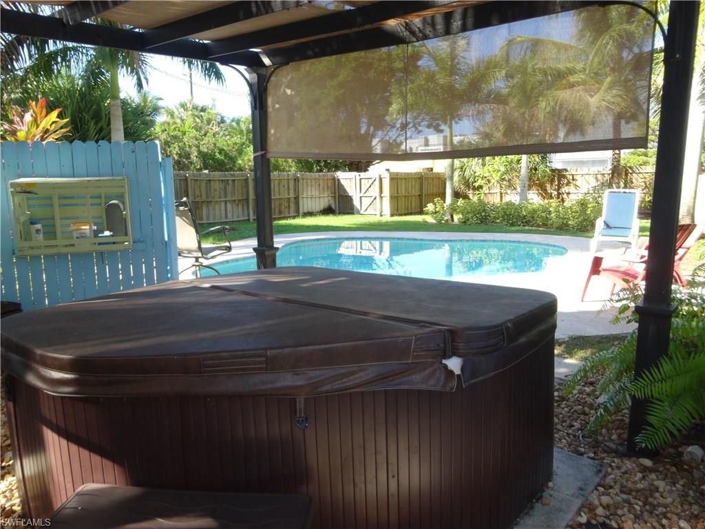 LAKE PARK - Residential