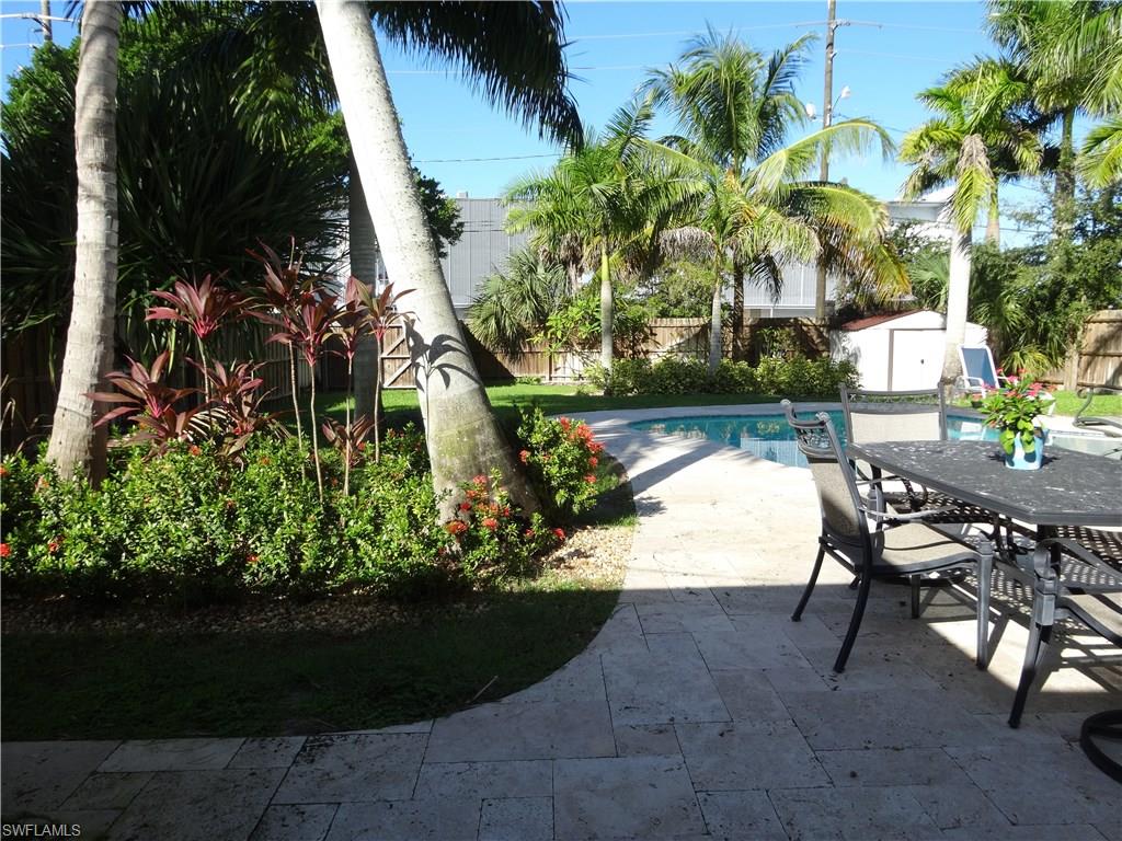 LAKE PARK - Residential