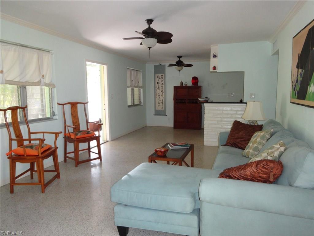 LAKE PARK - Residential