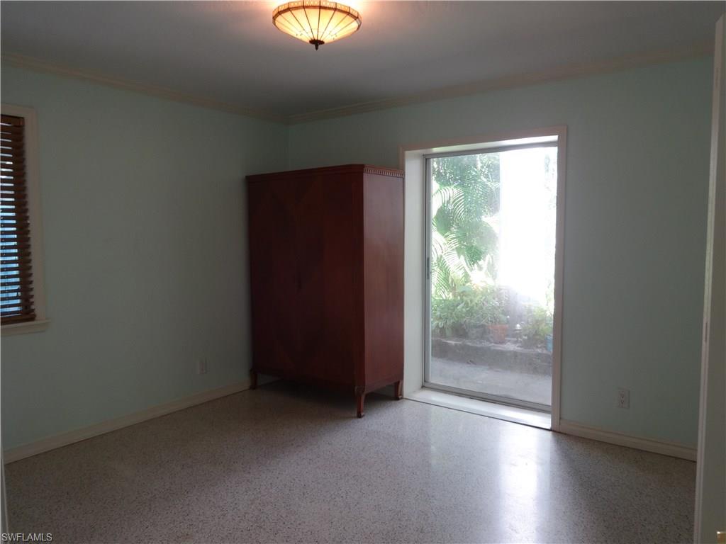 LAKE PARK - Residential