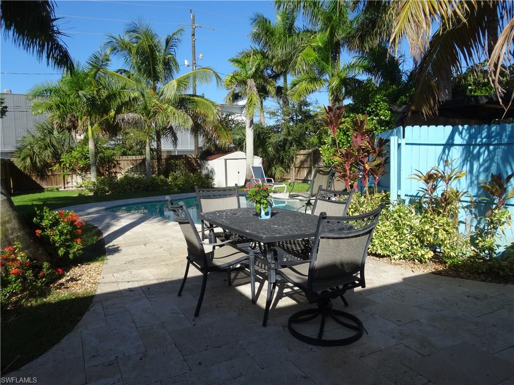 LAKE PARK - Residential