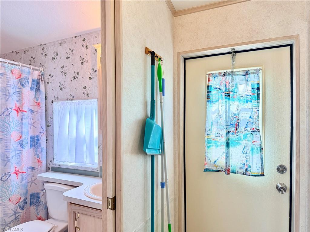 ENCHANTING SHORES - Residential