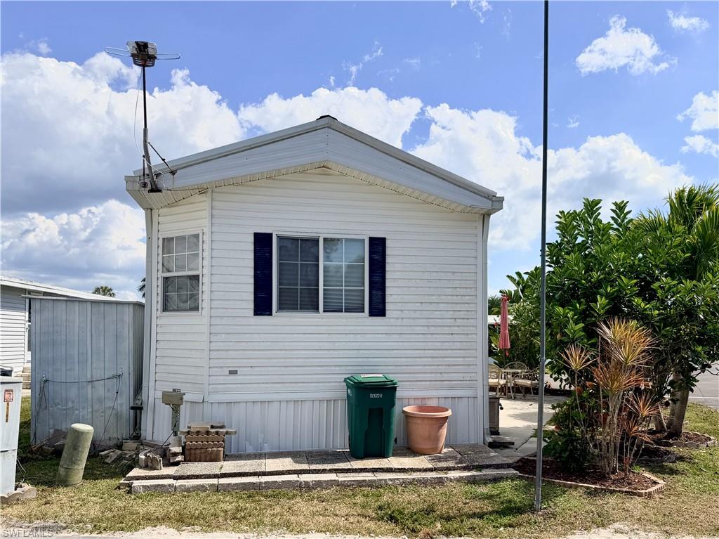 ENCHANTING SHORES - Residential