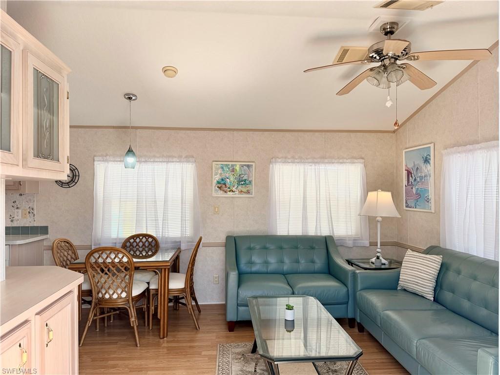 ENCHANTING SHORES - Residential