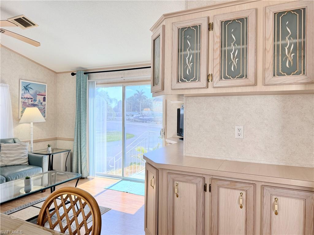 ENCHANTING SHORES - Residential