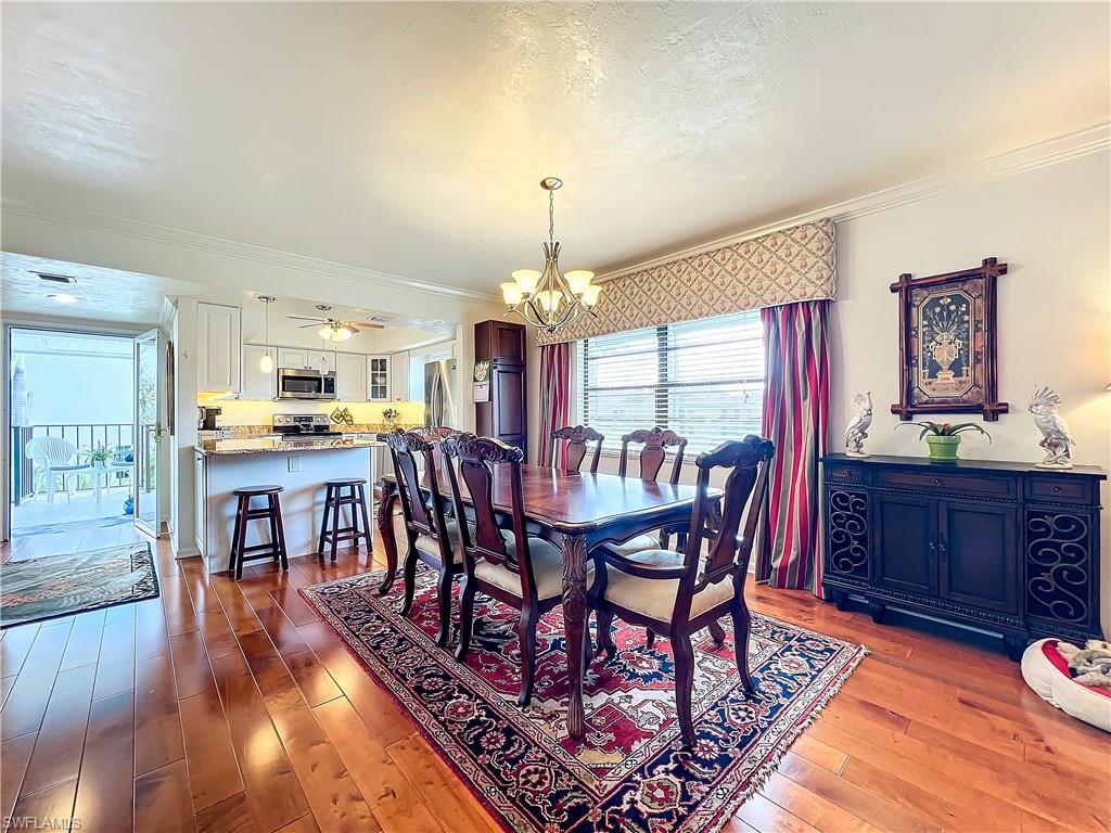 TIFFANY COURT - Residential