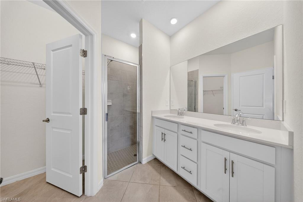 THE GROVES AT ORANGE BLOSSOM RANCH - Residential Lease