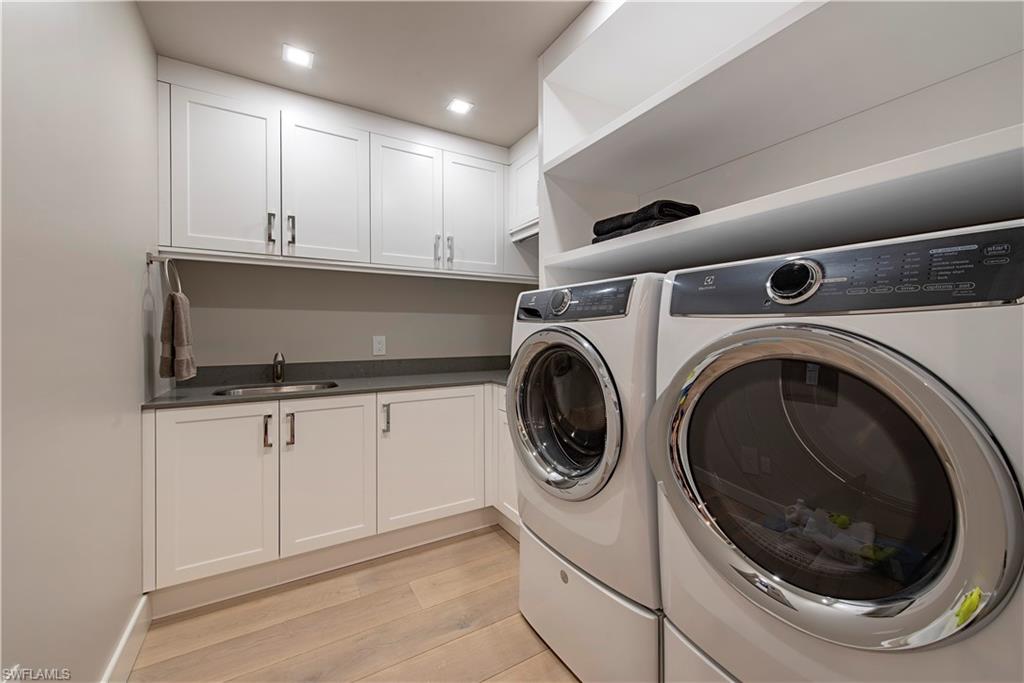 KALEA BAY TOWER 100 - Residential