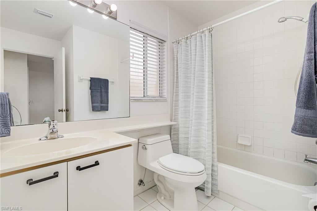 VILLAGES AT EMERALD LAKES - Residential