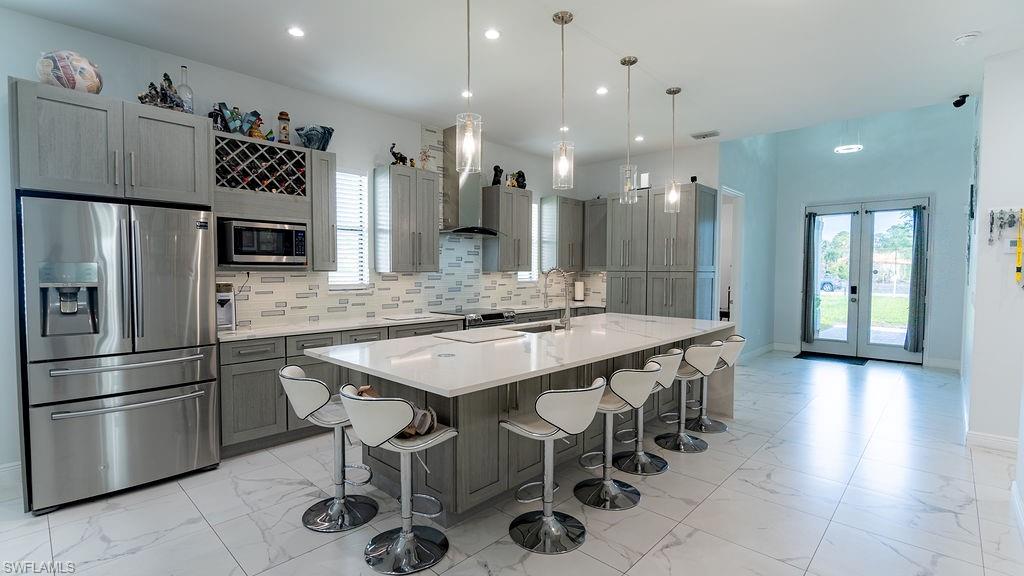 GOLDEN GATE ESTATES - Residential