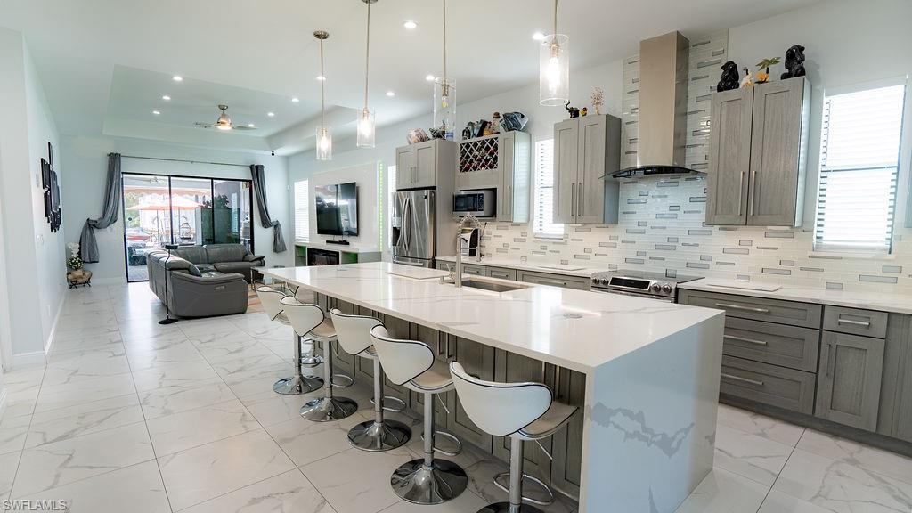 GOLDEN GATE ESTATES - Residential