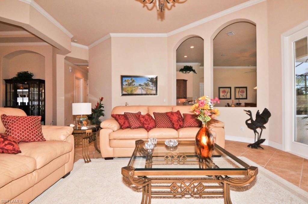 BELLE LAGO - Residential