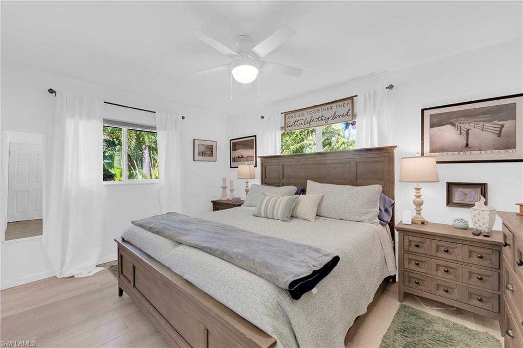 PARADISE SHORES - Residential