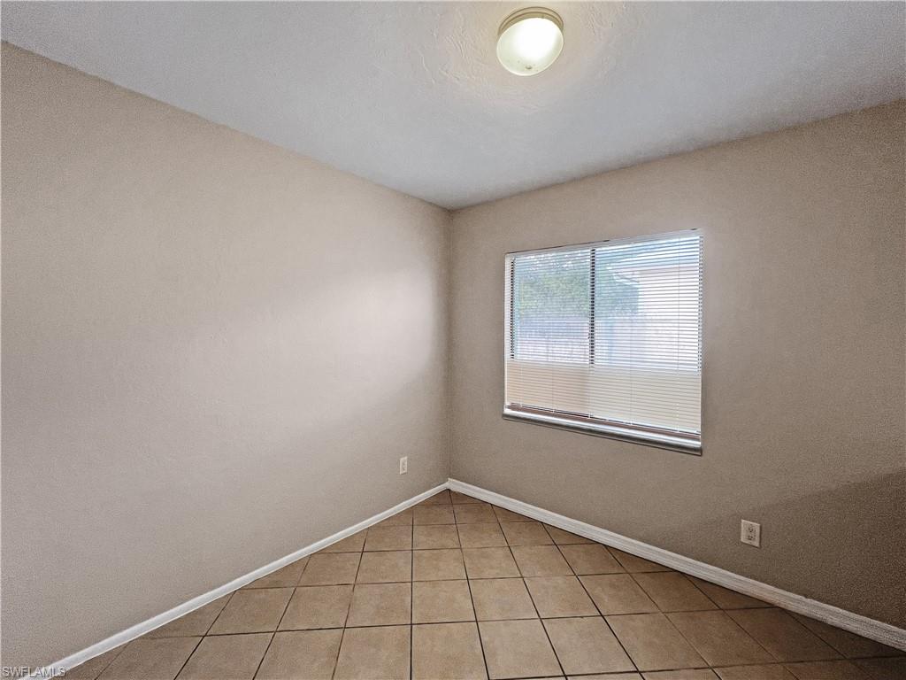 SAN CARLOS PARK - Residential Lease